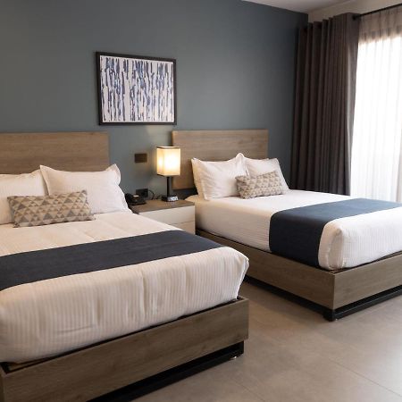 Th Hotel & Vivienda Tepatitlan Esterno foto