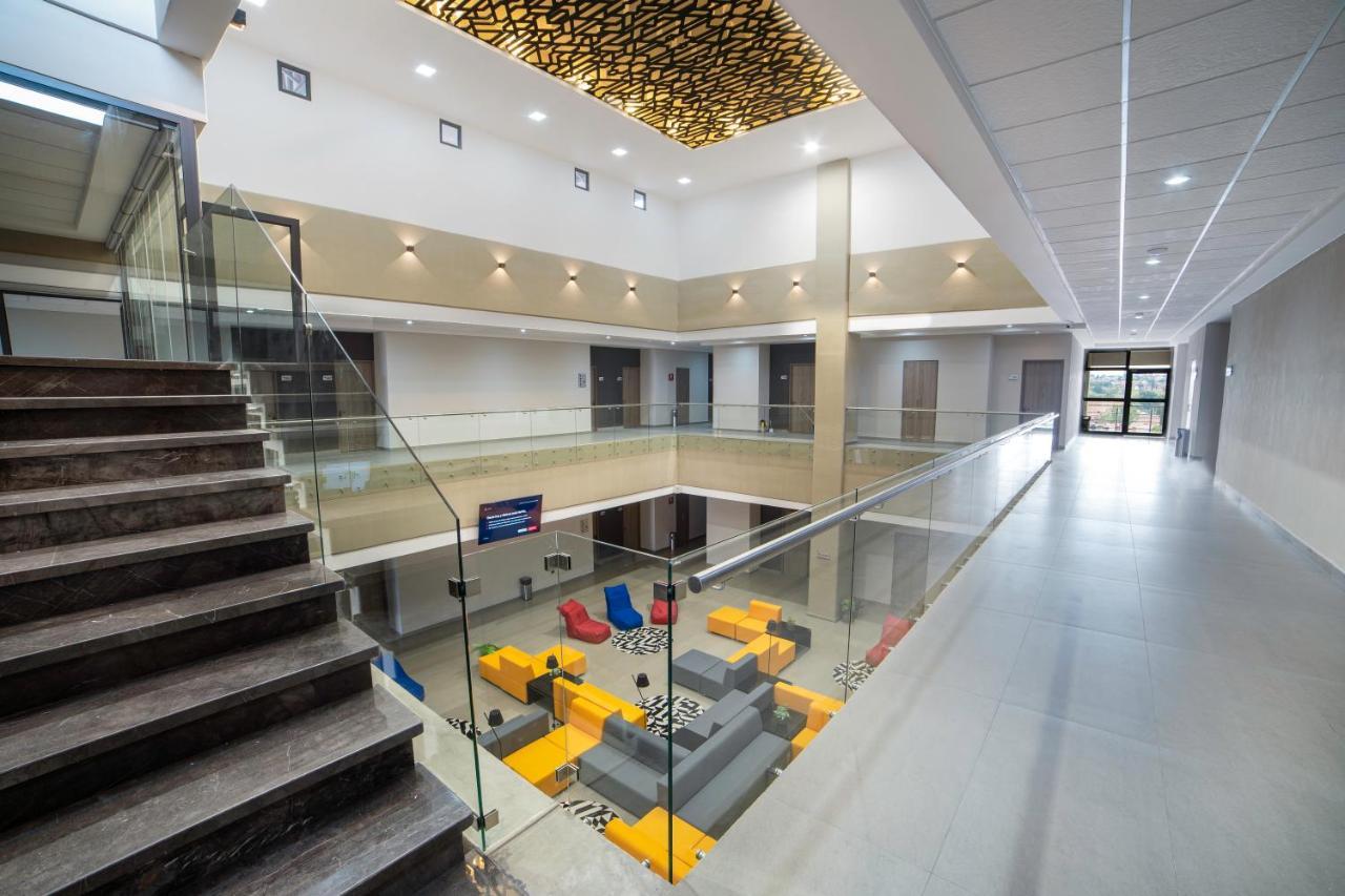 Th Hotel & Vivienda Tepatitlan Esterno foto