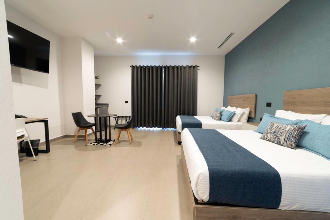 Th Hotel & Vivienda Tepatitlan Esterno foto